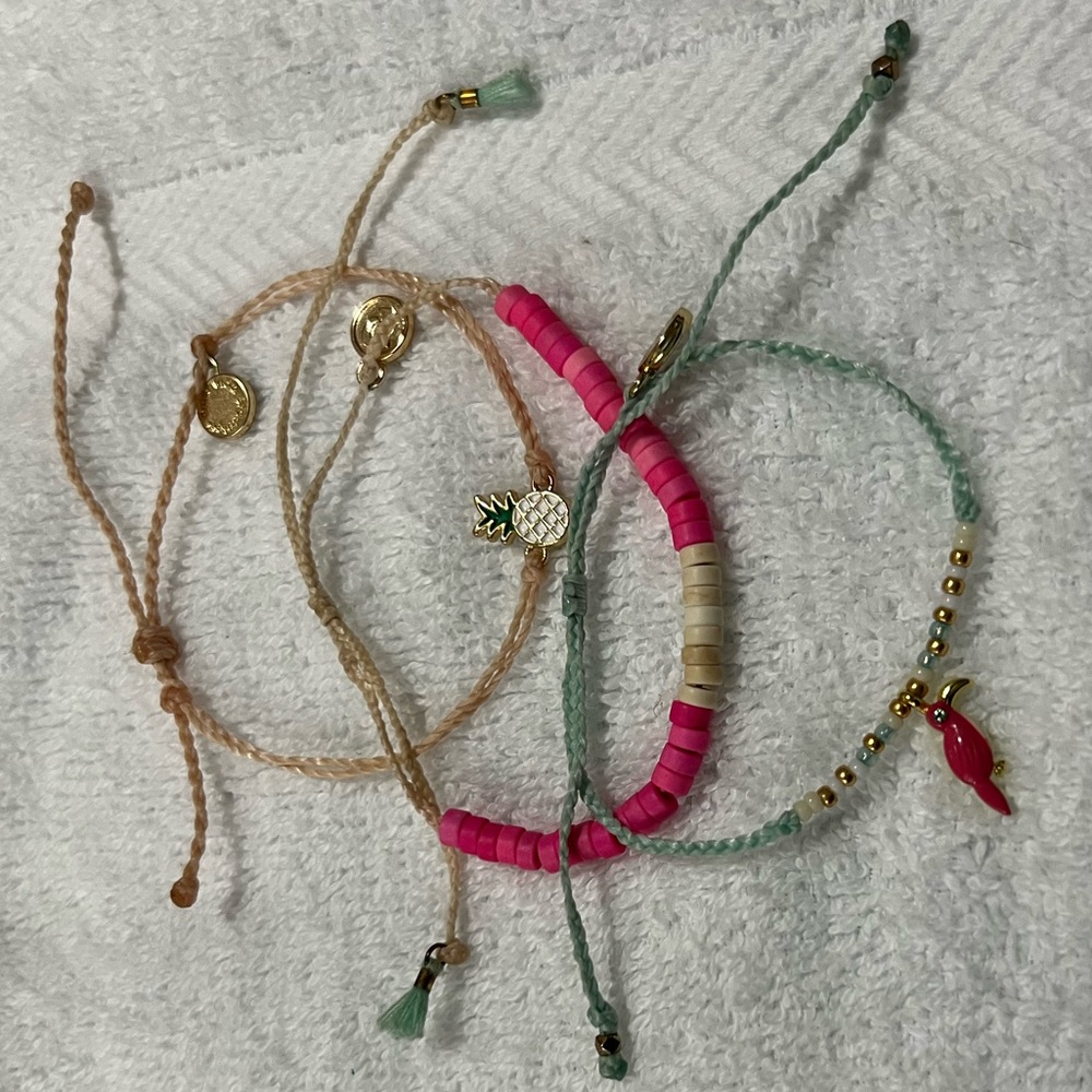 Pura vida bracelet pack from monthly club not new but great condition